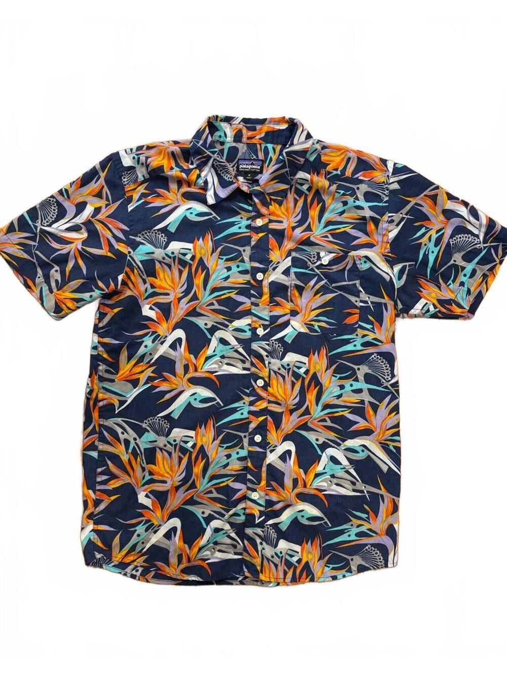Patagonia Men's Medium Organic Cotton Blend Tropical Bird Print Button Down